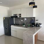 Modern & Cozy Apartment Near The Beach