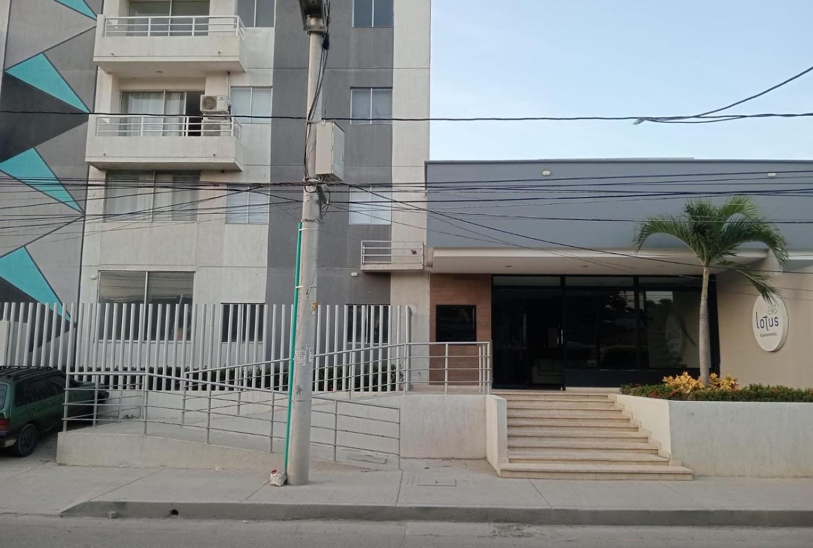 Apartamento Modern & Cozy Near The *