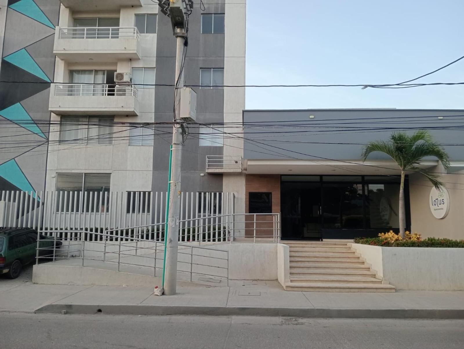 Apartamento Modern & Cozy Near The *