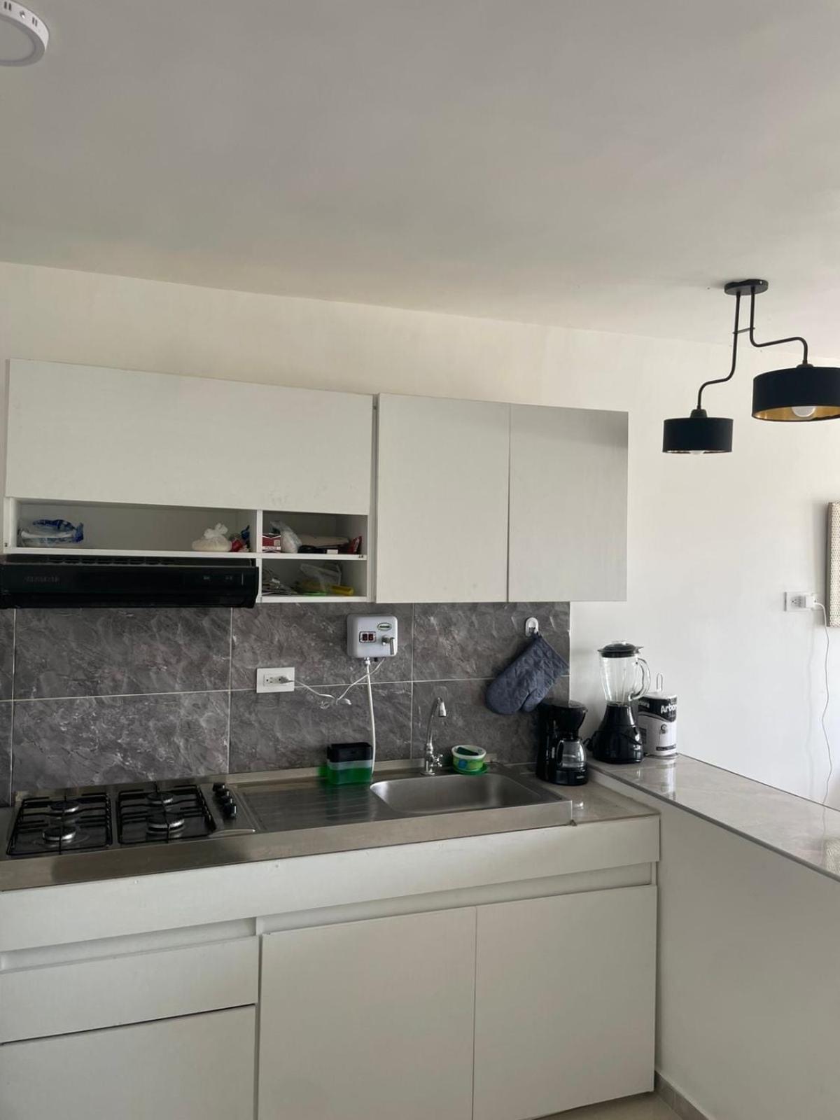 Apartamento Modern & Cozy Near The