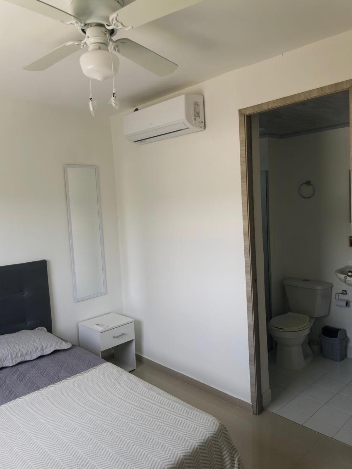 Modern & Cozy Near The *