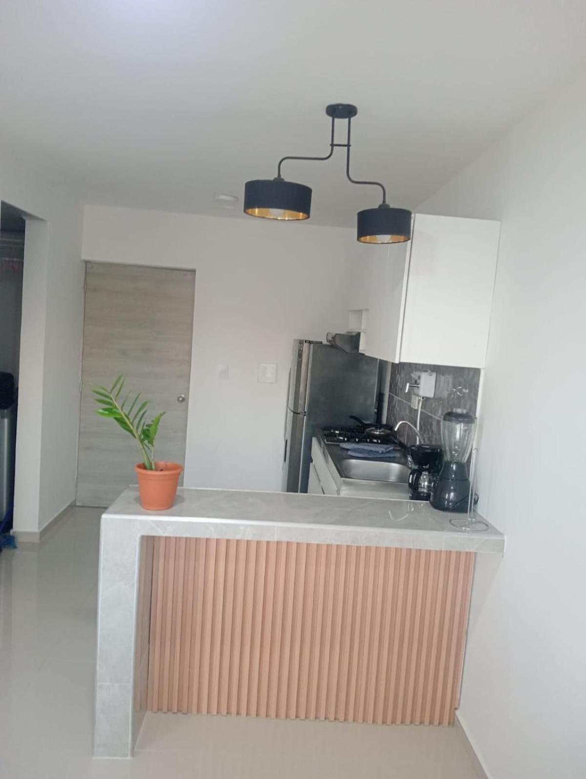 Modern & Cozy Near The