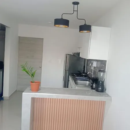 Modern & Cozy Near The